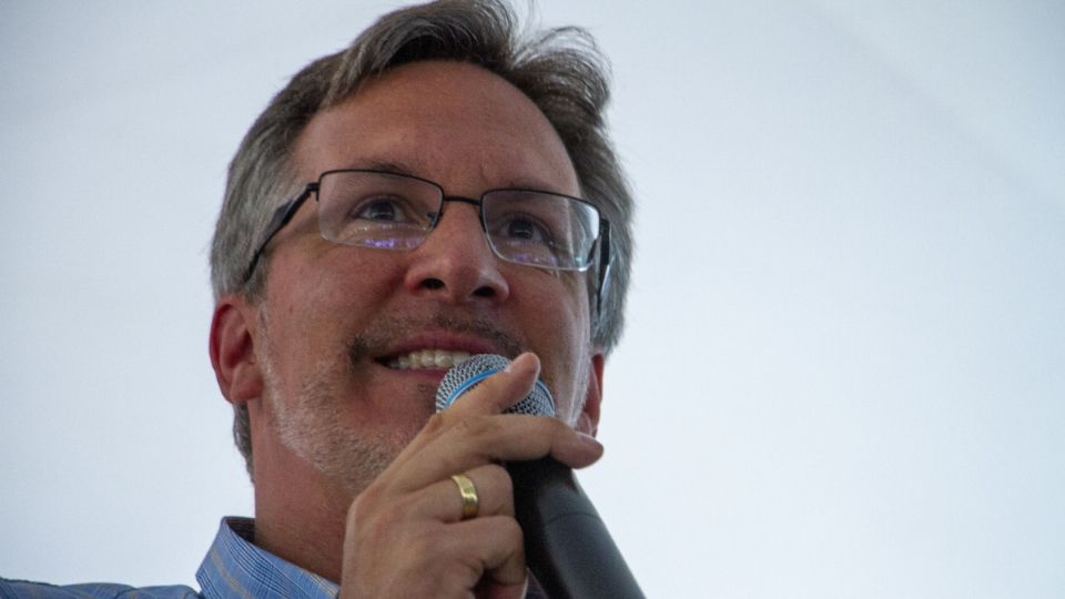 John Ackerman Morena se está alejando de su espíritu originario, parece más una agencia de empleo thumbnail