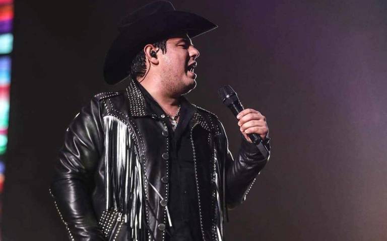 Alfredito Olivas cierra la Feria Juárez 2023 thumbnail