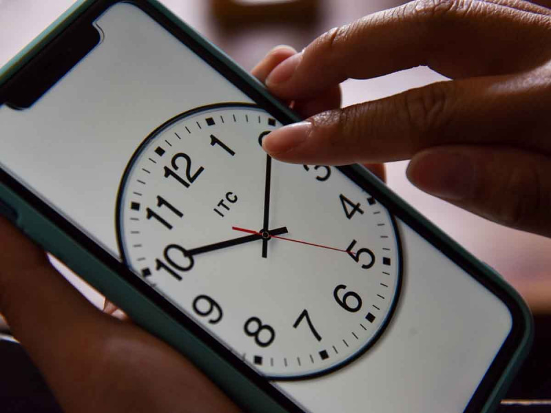 Conoce los estados que deberán adelantar una hora su reloj thumbnail
