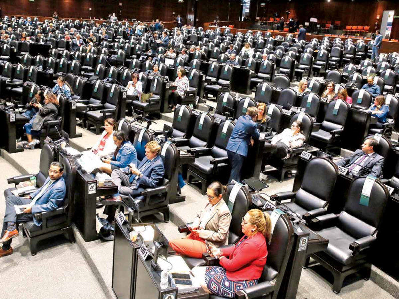 Desaparecen al Conacyt y apoyo para el campo; diputados legislan en fast track thumbnail