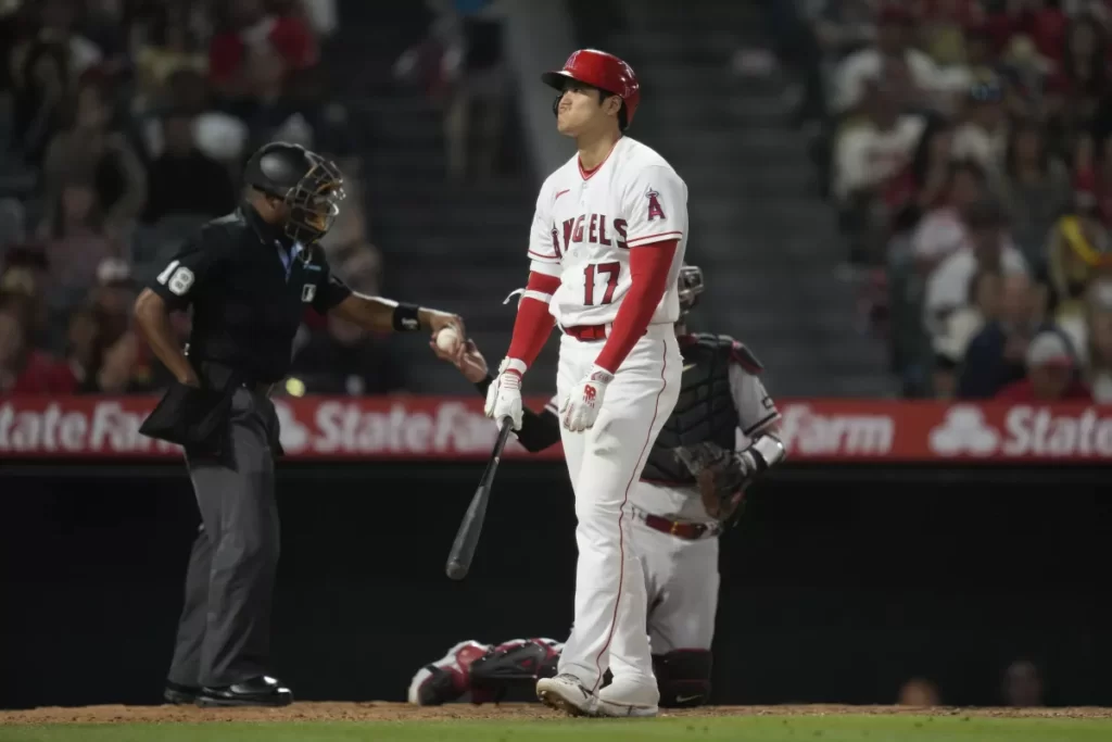 Ohtani pega el jonrón más largo de su carrera, pero Angelinos pierde ante Diamondbacks thumbnail