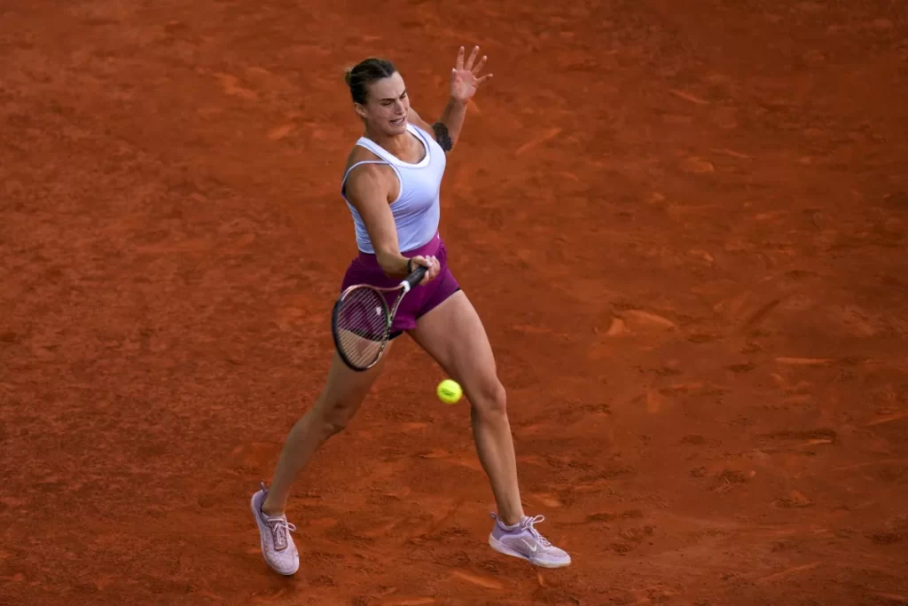 Sabalenka supera a Swiatek y recupera el trono en Madrid thumbnail