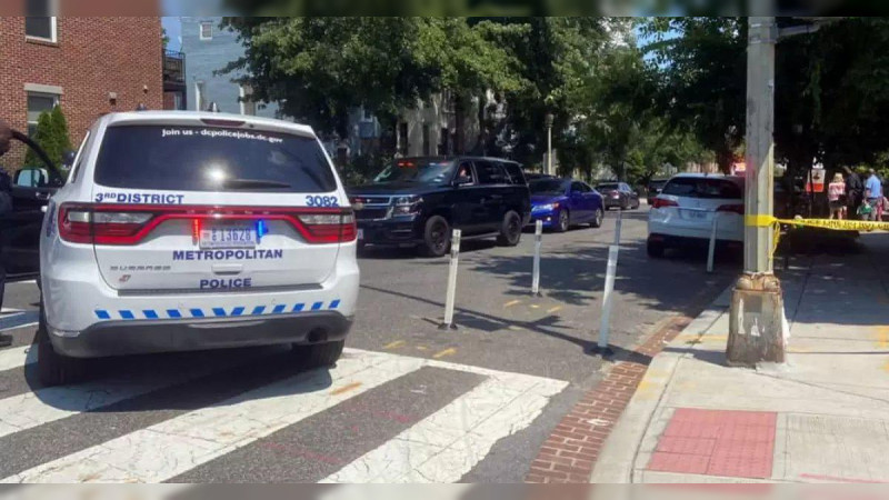 Se registra tiroteo en centro comercial de Virginia, en Estados Unidos thumbnail