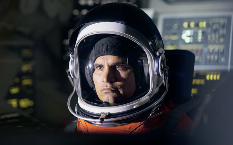 A millones de kilómetros así llegó el astronauta mexicano José Hernández a las estrellas thumbnail