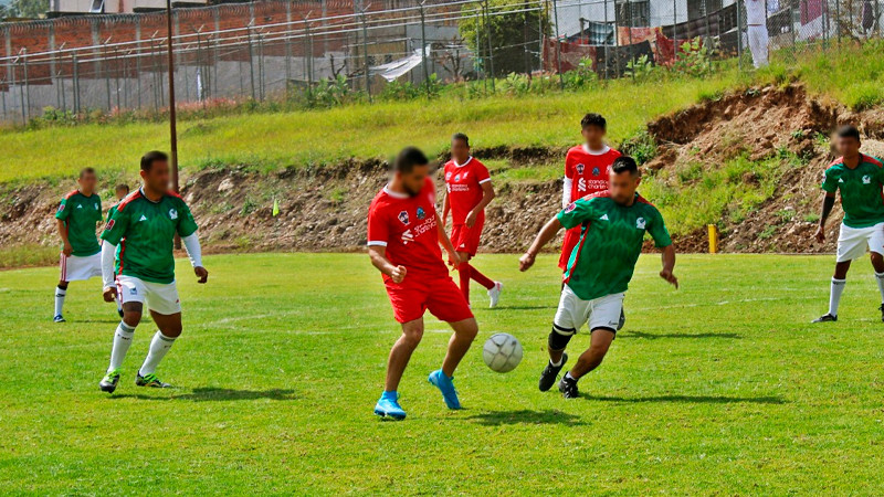 Arranca en centros penitenciarios de Charo, torneo de futbol para internos thumbnail