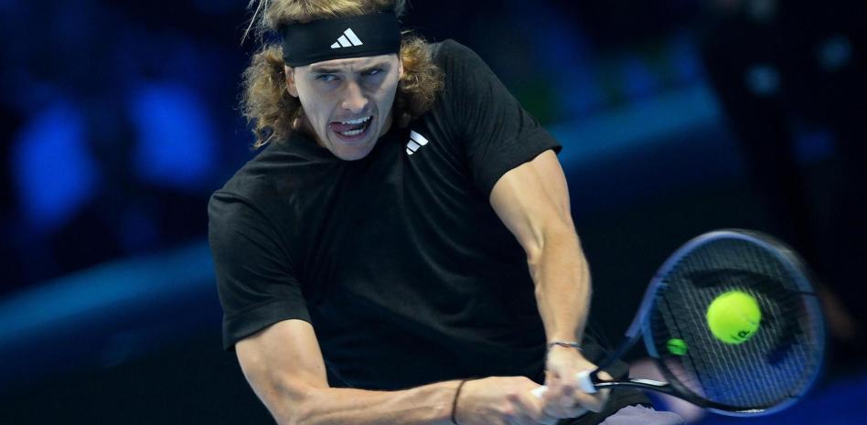 Zverev amarga el estreno de Alcaraz thumbnail