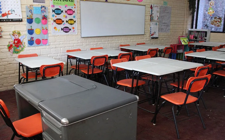 ¡No habrá clases este viernes! Realizan último Consejos Técnico en escuelas de nivel básico thumbnail