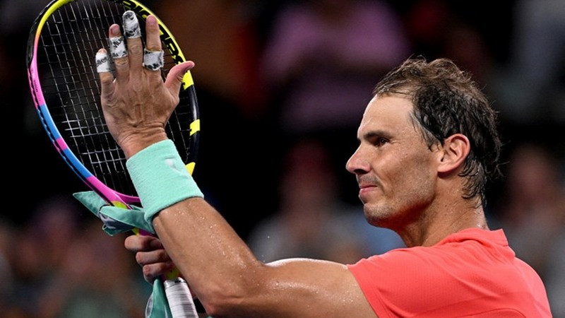 Rafael Nadal se baja del Abierto de Australia por lesión thumbnail