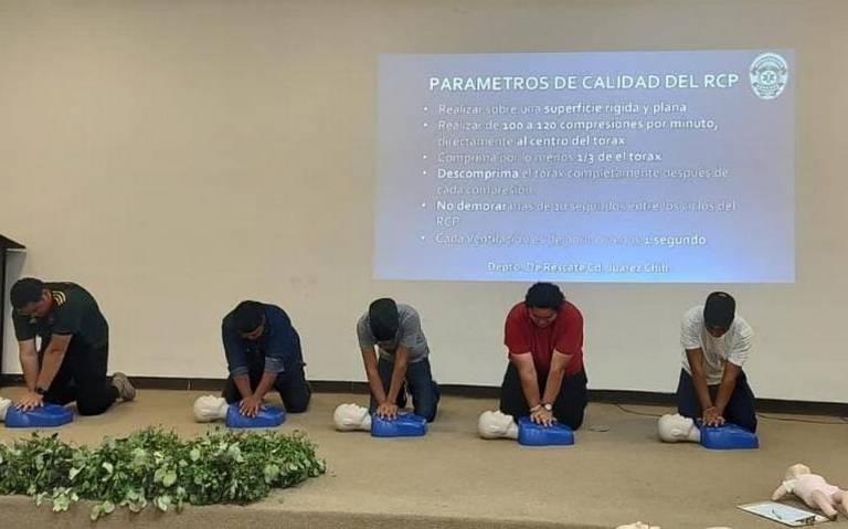Invita Protección Civil a cursos de certificación destinados a salvavidas thumbnail