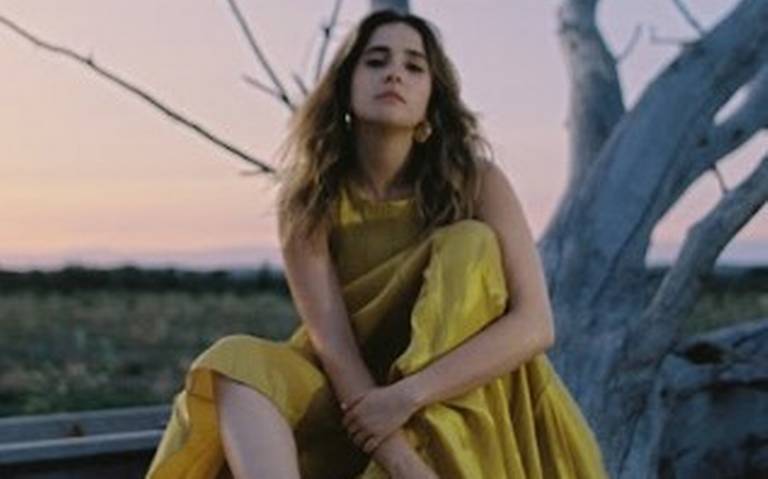 Marilia Monzón presenta Prenderé una velita, un álbum que homenajea a las mujeres thumbnail