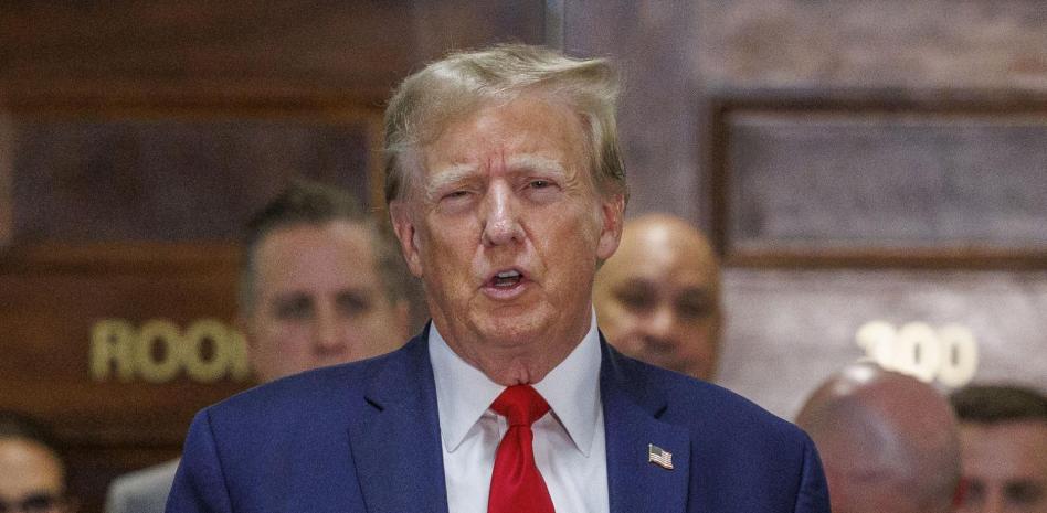 Supremo de EU ve con preocupación el veto a Trump en las elecciones thumbnail