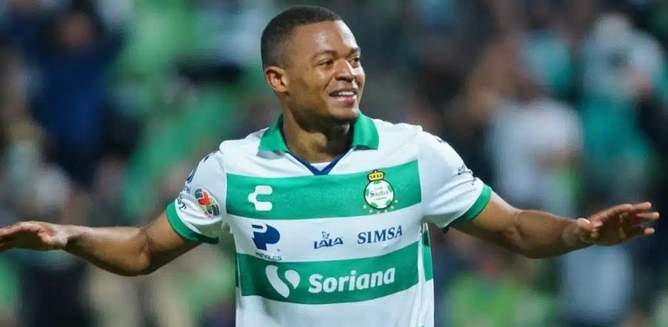 Santos Laguna suspende por dopaje al delantero colombiano Harold Lozano thumbnail