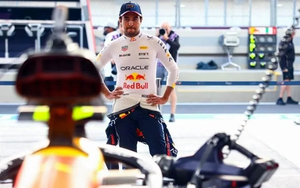 En Abu Dhabi sería la última carrera de Checo con Red Bull thumbnail